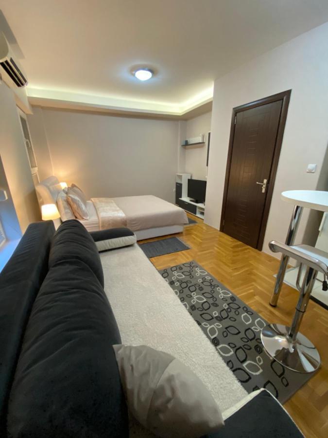 Studio Sm Kragujevac Apartment Екстериор снимка